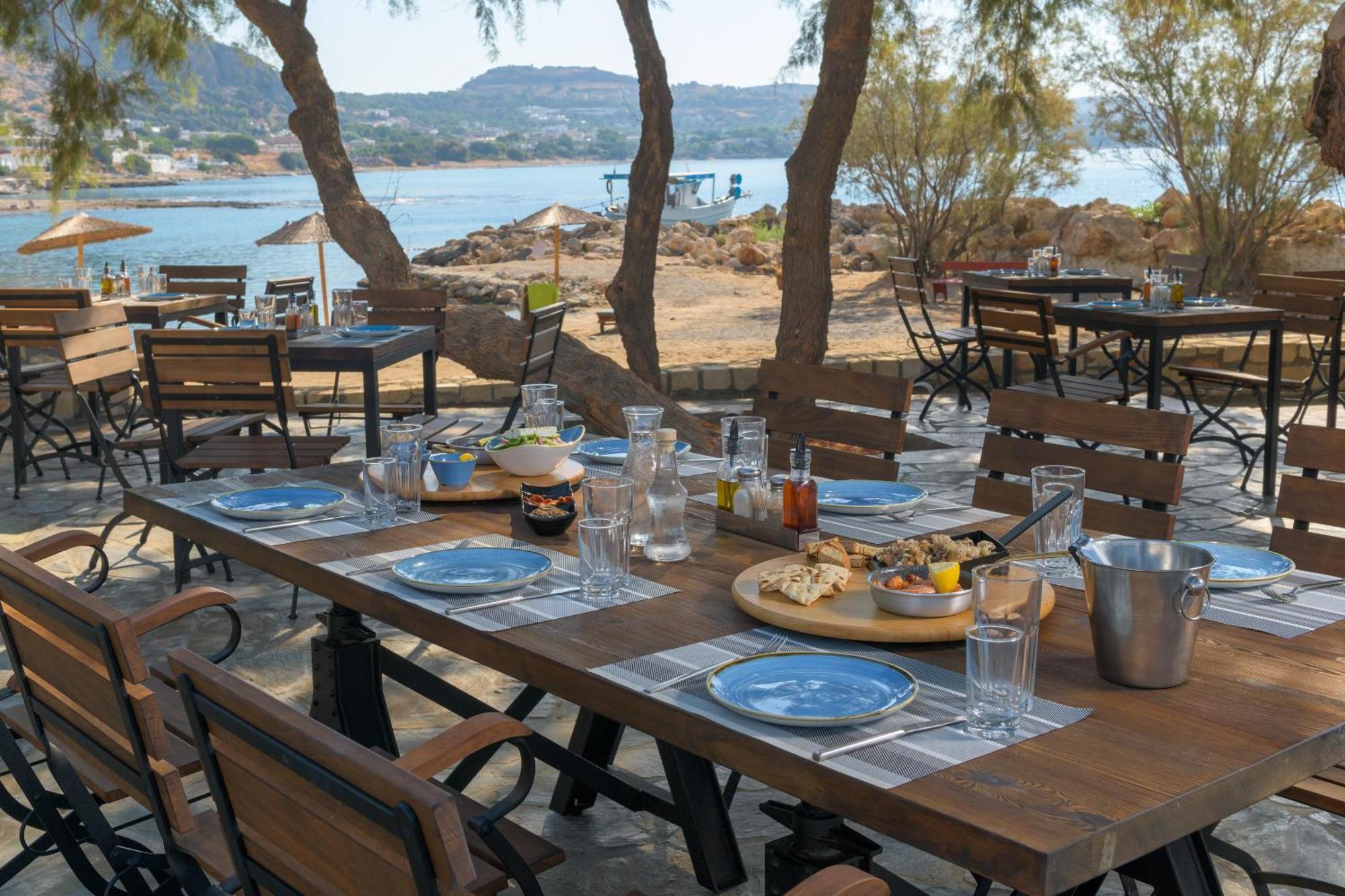 Sunrise Hotel Pefki  외부 사진