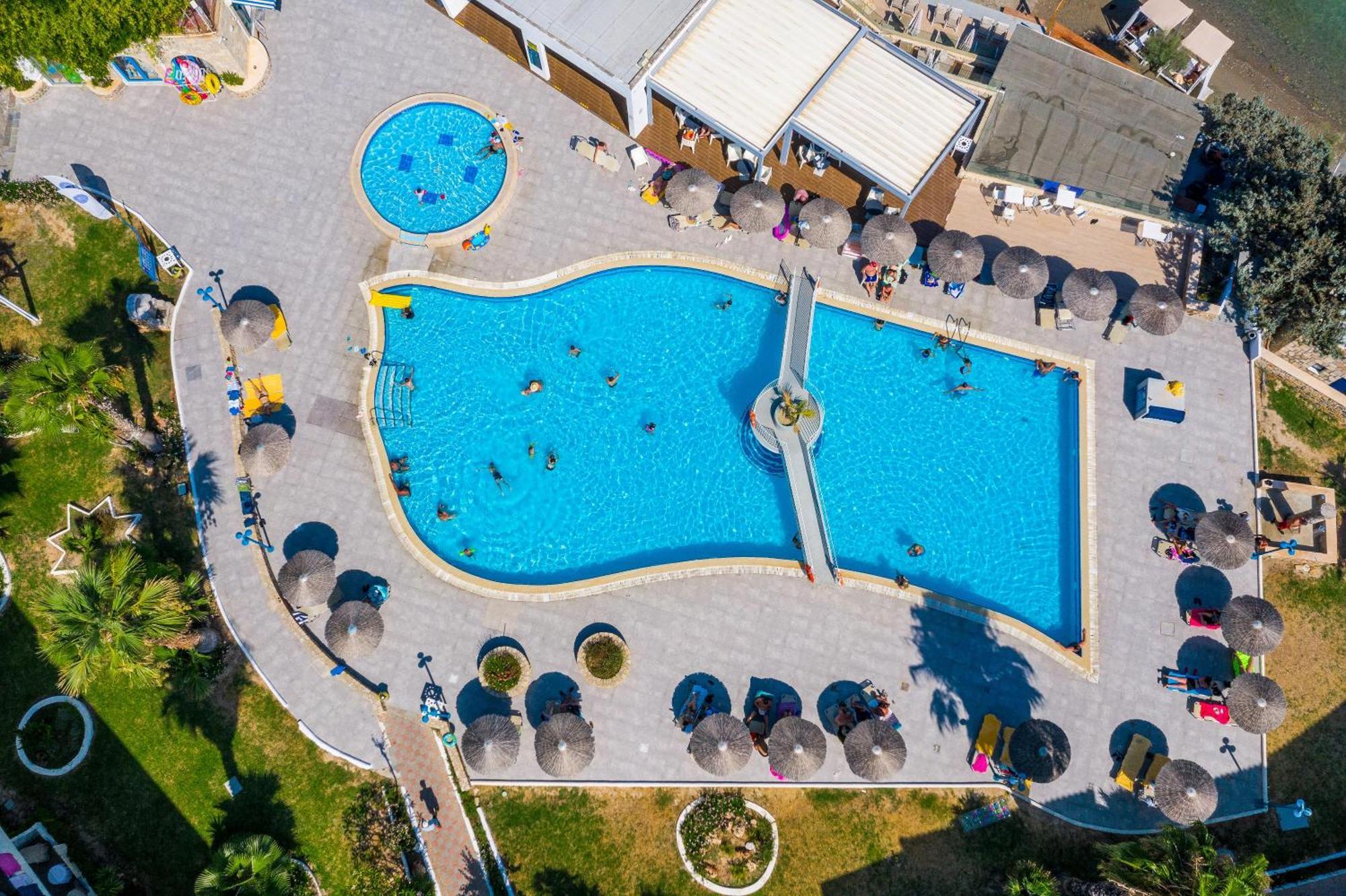 Sunrise Hotel Pefki  외부 사진