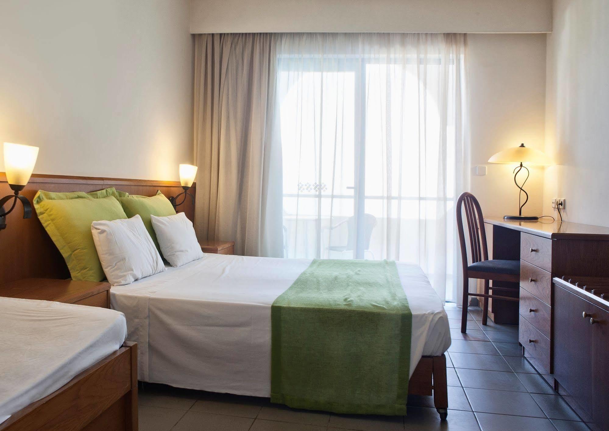 Sunrise Hotel Pefki  외부 사진
