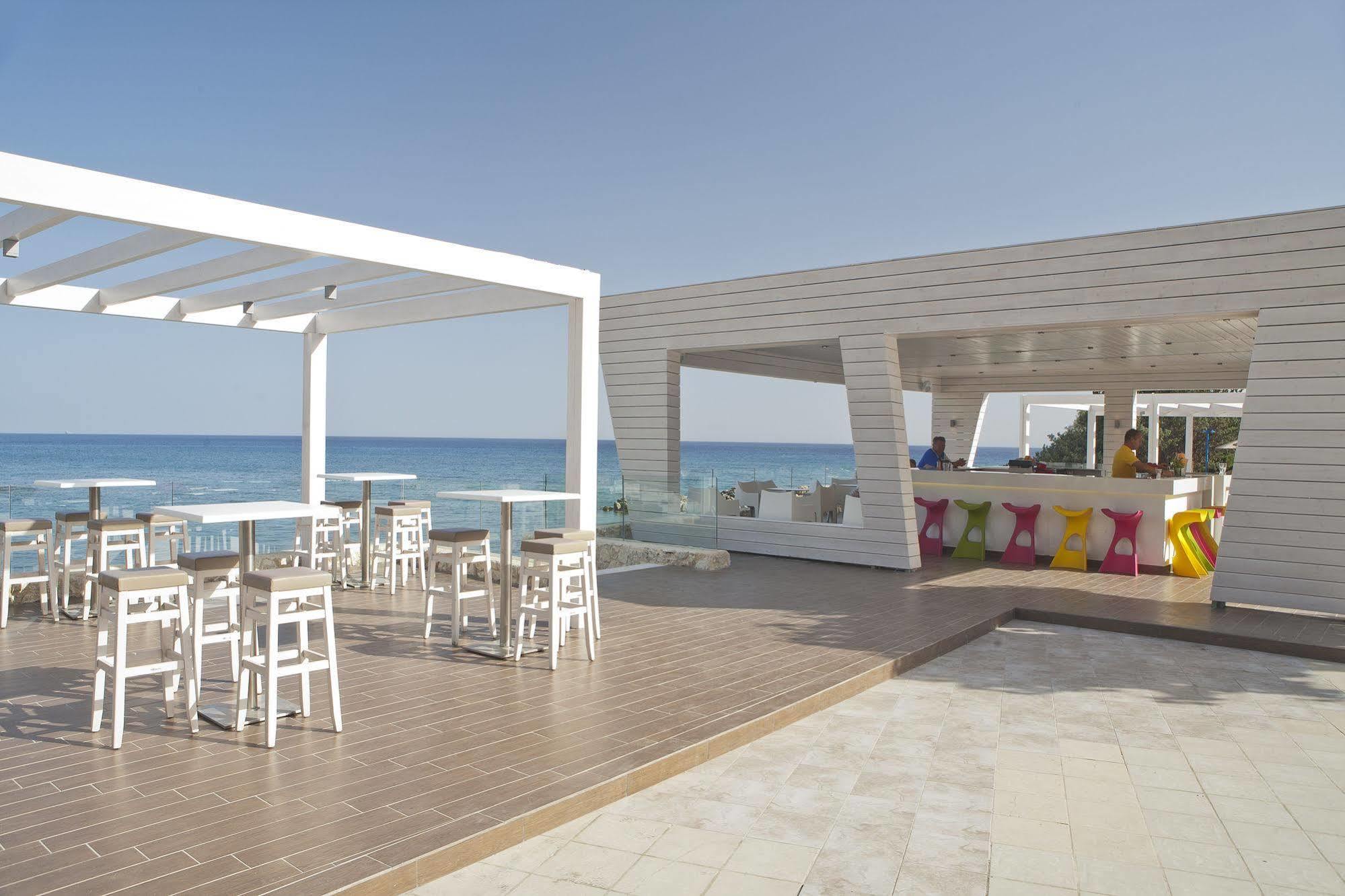 Sunrise Hotel Pefki  외부 사진
